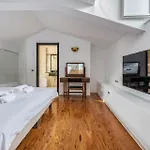 Duomo3'-skylight-idropool-private-cinema-freepark ميلان