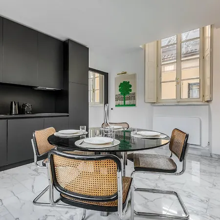 Appartement Duomo3'-skylight-idropool-private-cinema-freepark *