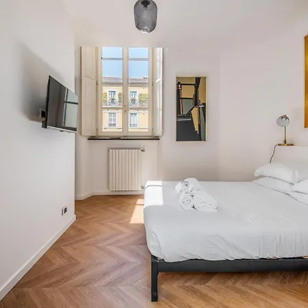 شقة Duomo3'-skylight-idropool-private-cinema-freepark
