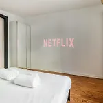 Duomo3'-skylight-idropool-private-cinema-freepark Apartman